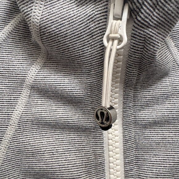 Lululemon Define Jacket pinstripes White Black sz 8 - Picture 3 of 11